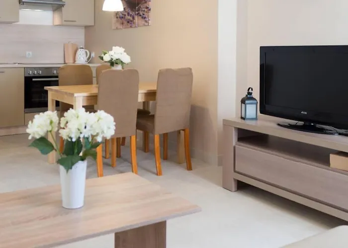 Apartments Sany With Pool - Crikvenica