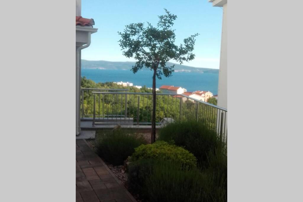 Apartment Sany With Pool - *