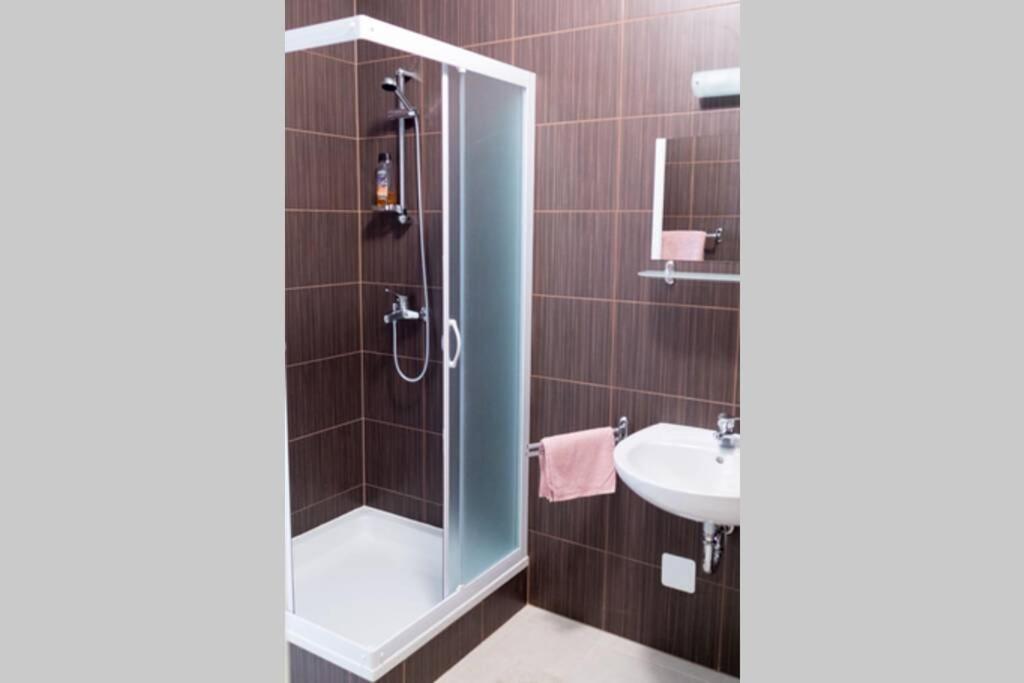 Apartment Sany With Pool -