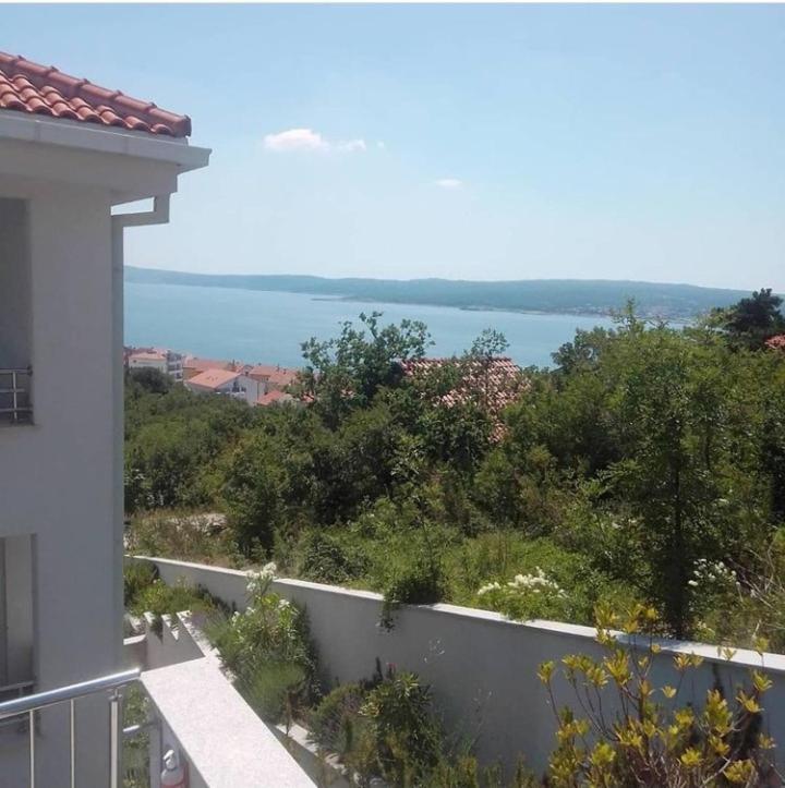 Sany With Pool - Apartment